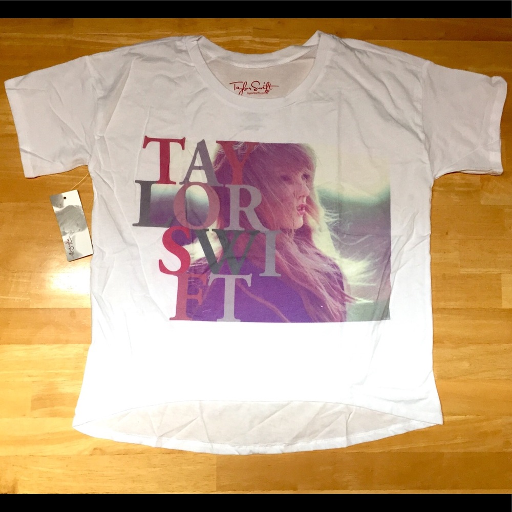 Official Taylor Swift T-shirt NWT